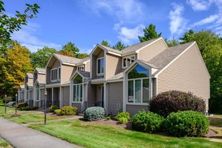 340 Centre Ave 54, Rockland, MA 02370