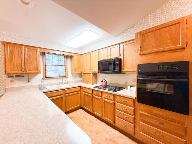 3335 Sycamore Knolls Drive, Columbus, OH 43219