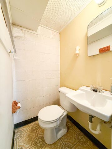 3335 Sycamore Knolls Drive, Columbus, OH 43219