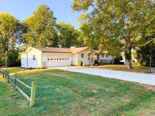 3335 Sycamore Knolls Drive, Columbus, OH 43219