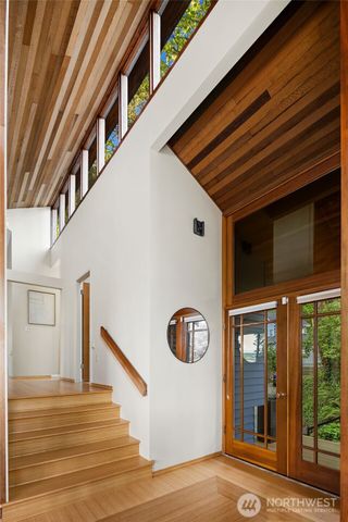 7931 E Mercer Way, Mercer Island, WA 98040