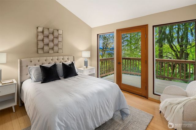 7931 E Mercer Way, Mercer Island, WA 98040
