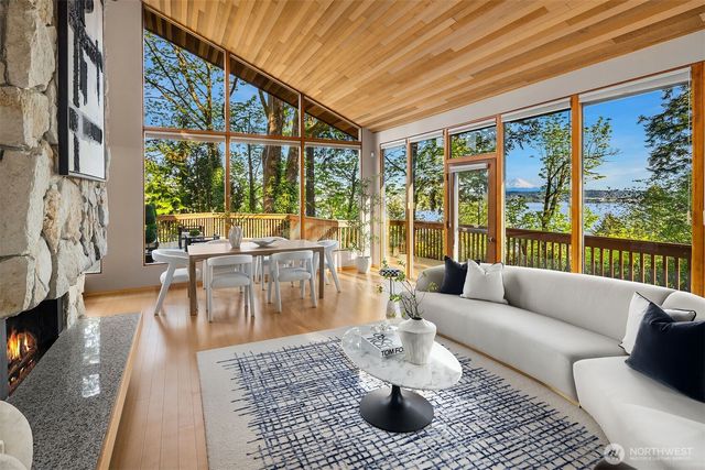 7931 E Mercer Way, Mercer Island, WA 98040