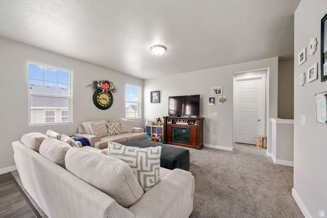 1895 N 925 E, North Ogden, UT 84414