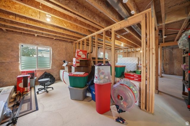 1895 N 925 E, North Ogden, UT 84414