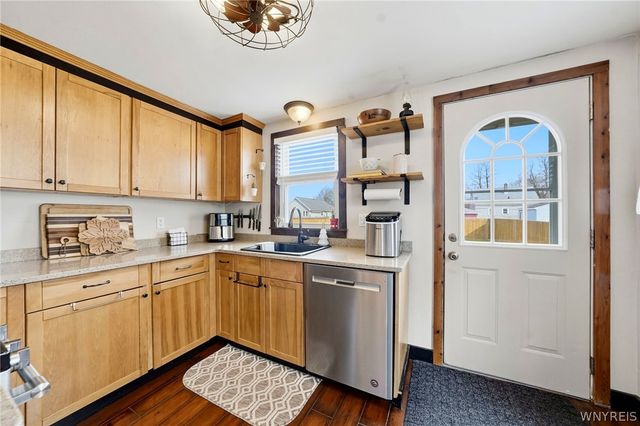 14 Ladner Avenue, Buffalo, NY 14220