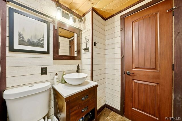 14 Ladner Avenue, Buffalo, NY 14220