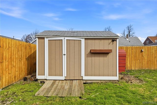 14 Ladner Avenue, Buffalo, NY 14220