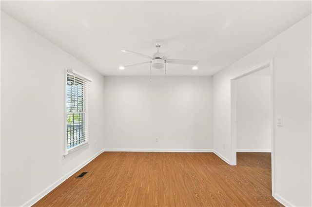 1028 Boston Ridge, Woodstock, GA 30189