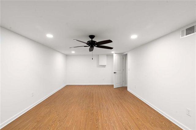 1028 Boston Ridge, Woodstock, GA 30189