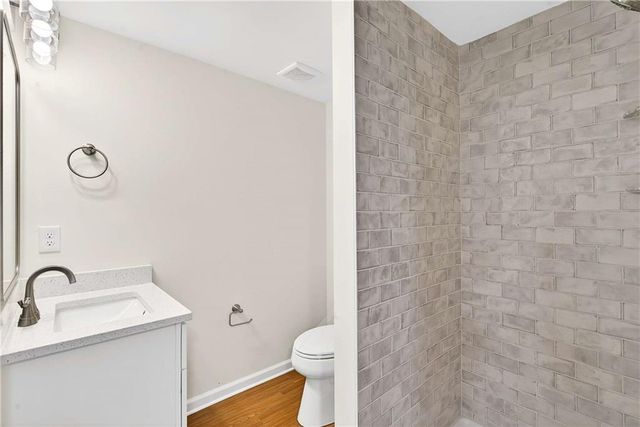 1028 Boston Ridge, Woodstock, GA 30189