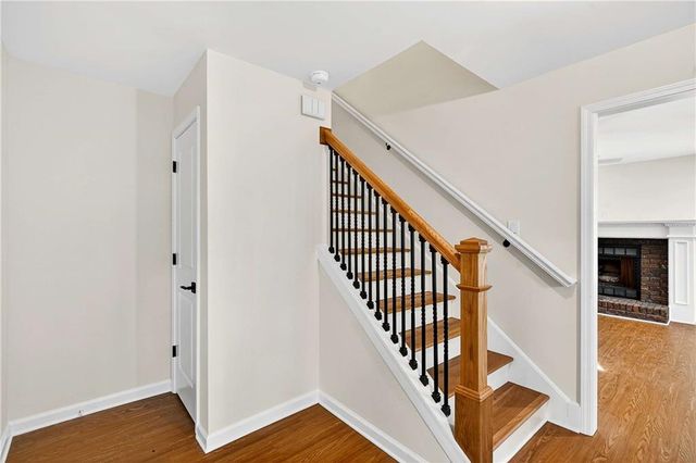 1028 Boston Ridge, Woodstock, GA 30189