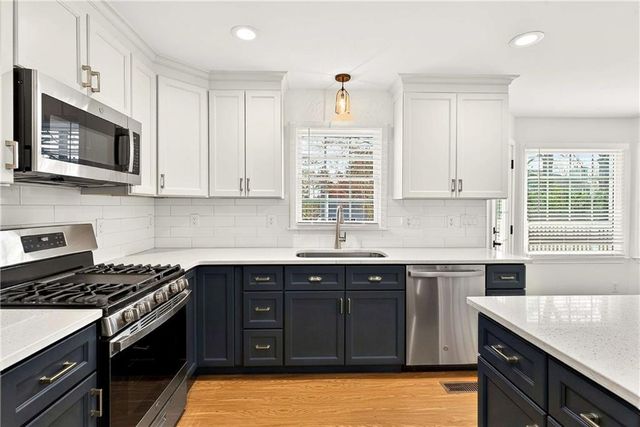 1028 Boston Ridge, Woodstock, GA 30189