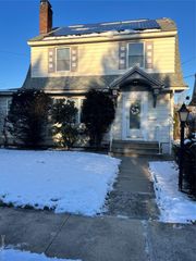 29 Pratt Street 2, New Rochelle, NY 10801