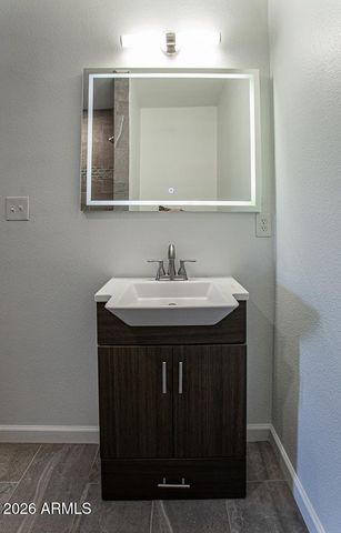 318 N Palm Street, Gilbert, AZ 85234