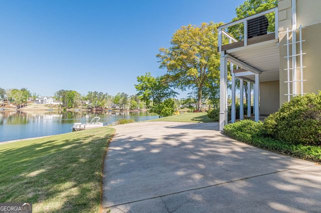 14 Otter Watch Point, Newnan, GA 30263