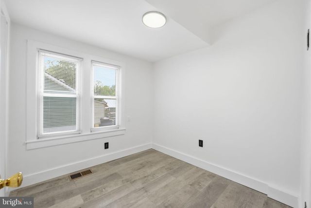 5906 BERWYN RD, College Park, MD 20740