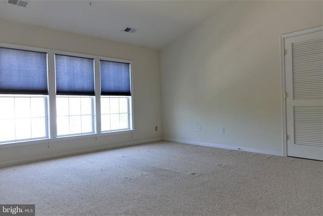 1115 CRESTFIELD DR, Rockville, MD 20850