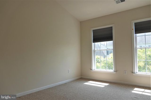 1115 CRESTFIELD DR, Rockville, MD 20850