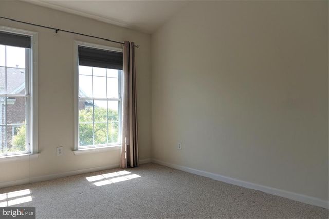 1115 CRESTFIELD DR, Rockville, MD 20850