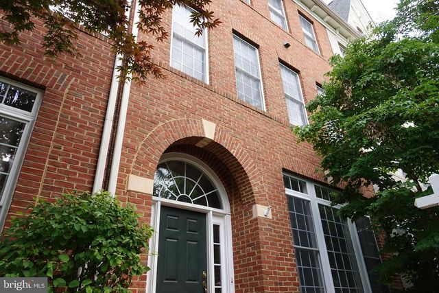 1115 CRESTFIELD DR, Rockville, MD 20850