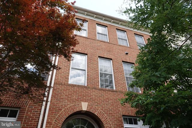 1115 CRESTFIELD DR, Rockville, MD 20850