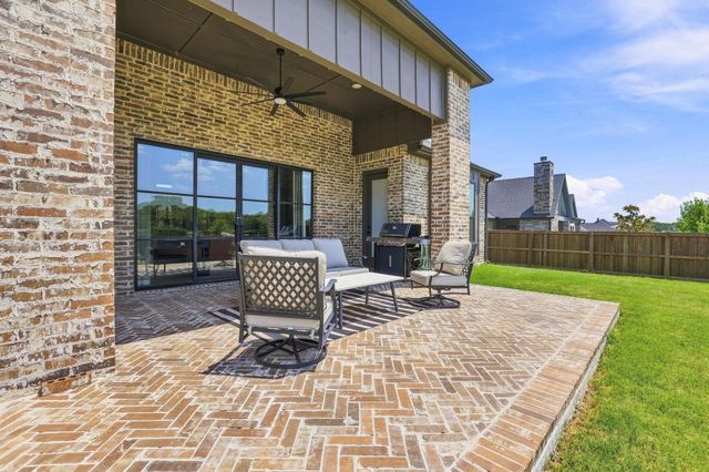 105 Shawnee Trail, Pottsboro, TX 75076