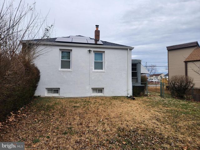5023 ADDISON RD, Capitol Heights, MD 20743