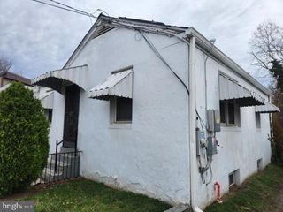 5023 ADDISON RD, Capitol Heights, MD 20743