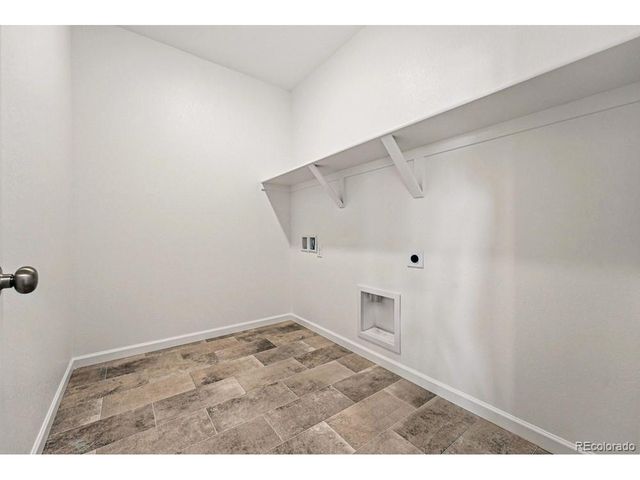 3309 N Denali St, Aurora, CO 80019