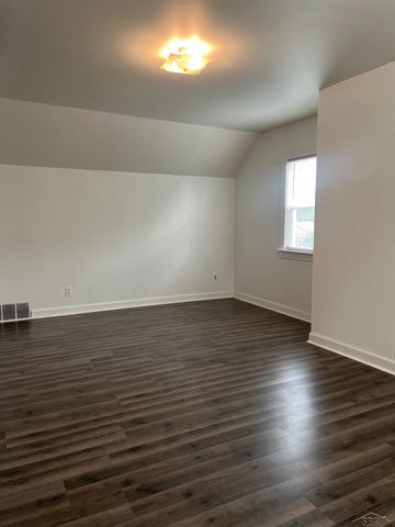 3035 Schaeffer Street, Saginaw, MI 48604
