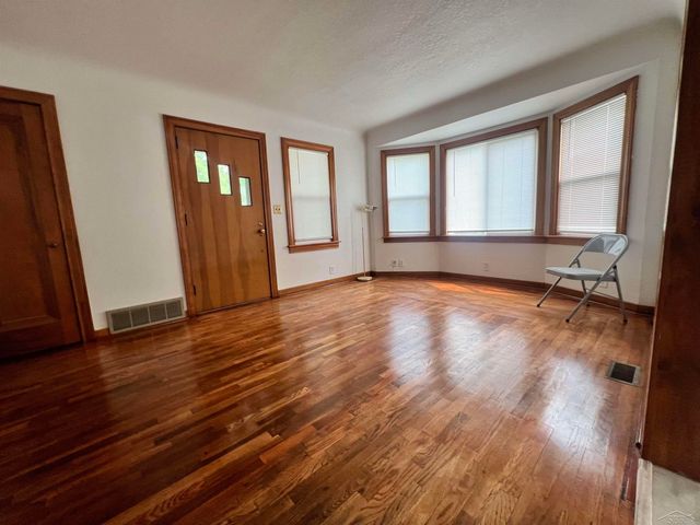 3035 Schaeffer Street, Saginaw, MI 48604