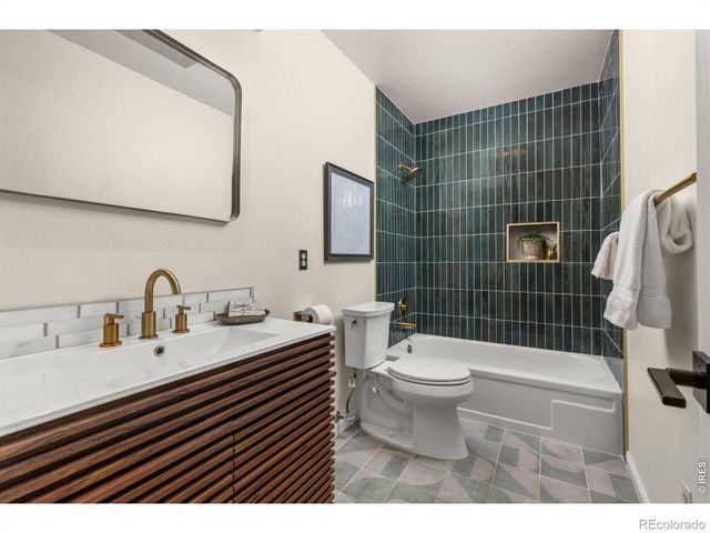 1766 W Choke Cherry Drive, Louisville, CO 80027