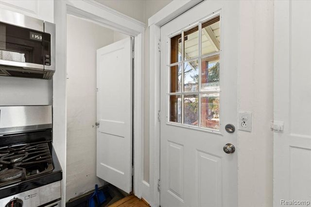 508 E Hudson Avenue, Royal Oak, MI 48067