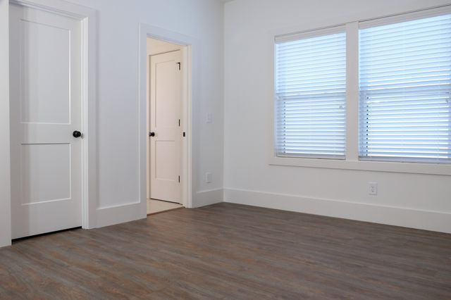 2828 Valley Rd, Nashville, TN 37215