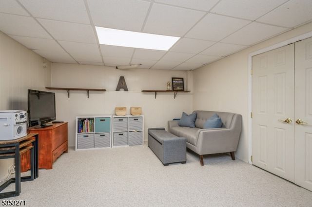 1006 Timber Ln, Bridgewater Twp., NJ 08807