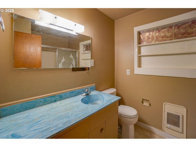 214 Se 101ST Ave, Vancouver, WA 98664