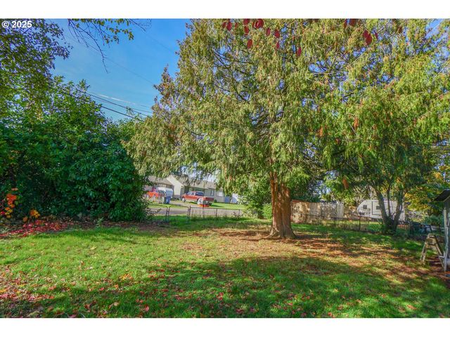 214 Se 101ST Ave, Vancouver, WA 98664