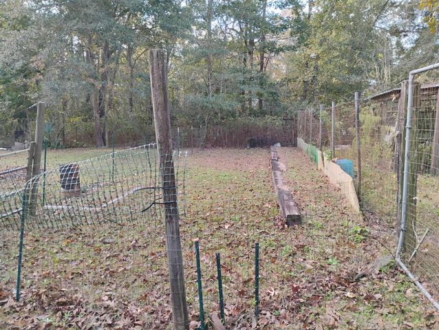 389 Rockdale, Livingston, TX 77351