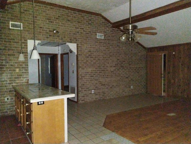 389 Rockdale, Livingston, TX 77351