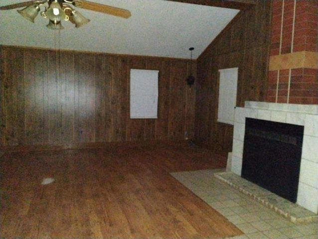 389 Rockdale, Livingston, TX 77351