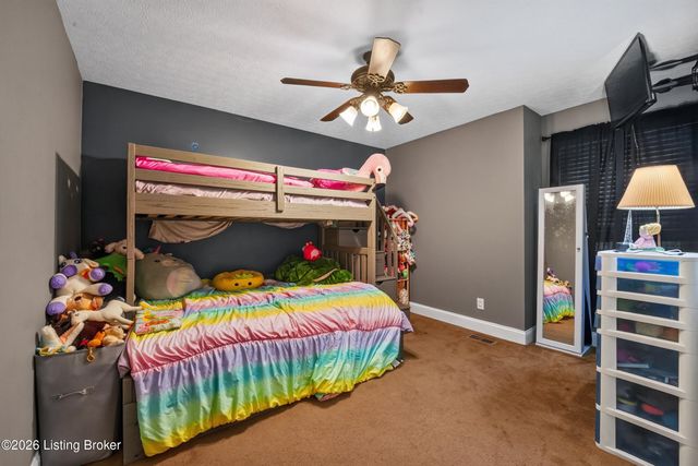 385 Briarwood Cir, Elizabethtown, KY 42701
