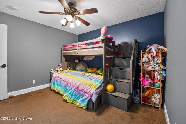 385 Briarwood Cir, Elizabethtown, KY 42701