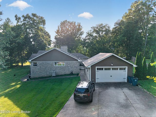 385 Briarwood Cir, Elizabethtown, KY 42701