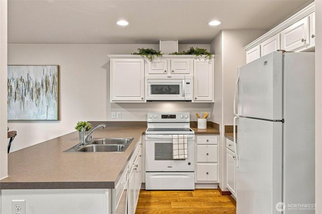 454 Oak Hill Lane, Burlington, WA 98233