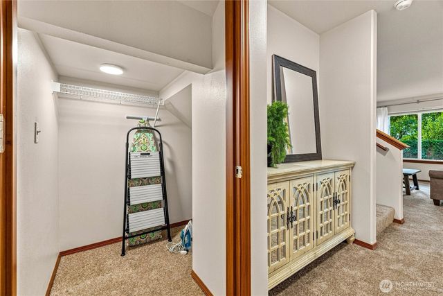 454 Oak Hill Lane, Burlington, WA 98233