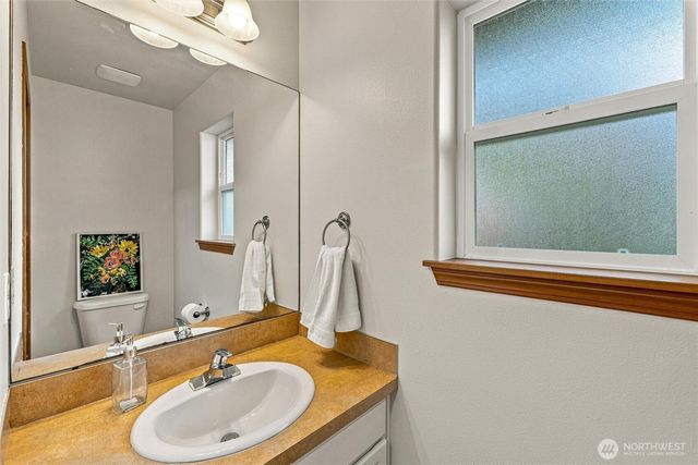 454 Oak Hill Lane, Burlington, WA 98233