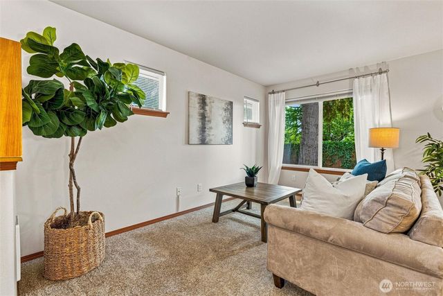 454 Oak Hill Lane, Burlington, WA 98233