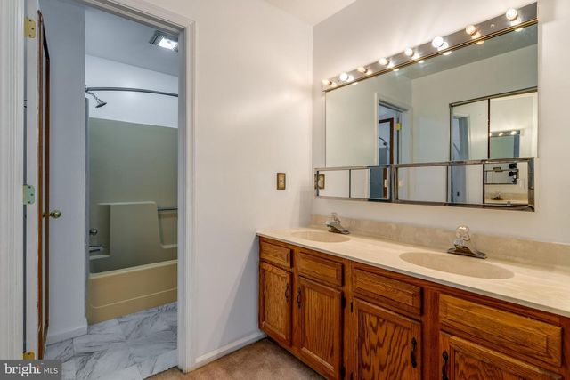 225-B N 14TH ST, Reading, PA 19604