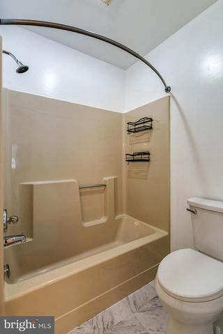 225-B N 14TH ST, Reading, PA 19604